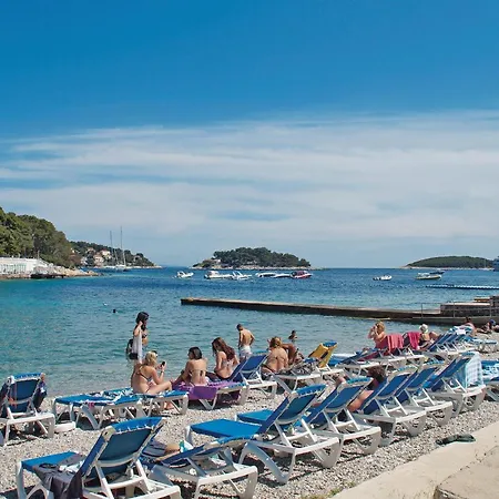 Stunning In Hvar With Wifi Apartment *