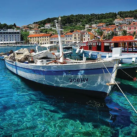 Apartment Stunning In Hvar With Wifi *